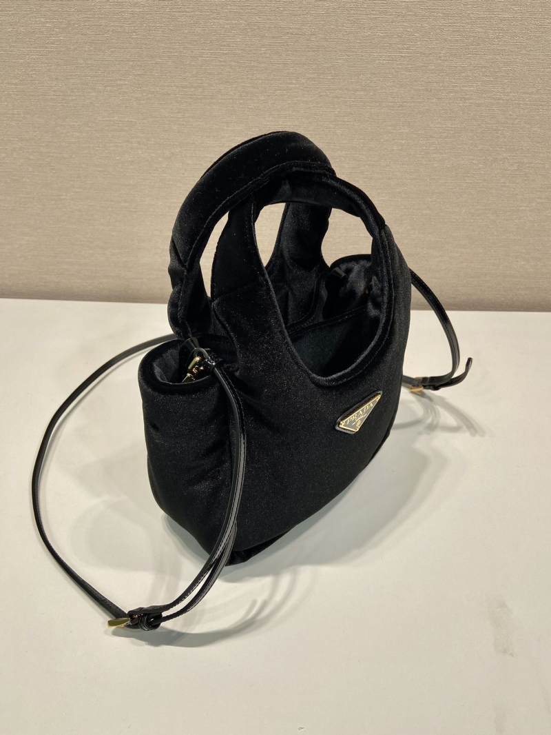 Pra*a bucket bags